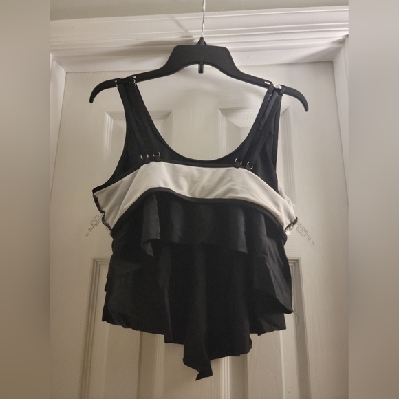 NWOT Shein 2pc. Bathing suit 1XL - Picture 6 of 7